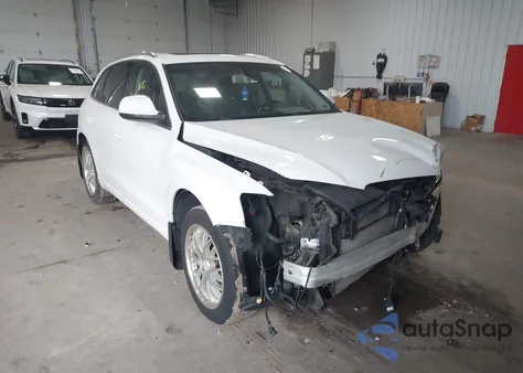 2010 Audi Q5 3.2 Premium из США, поврежденный, VIN WA1LKAFP1AA104830